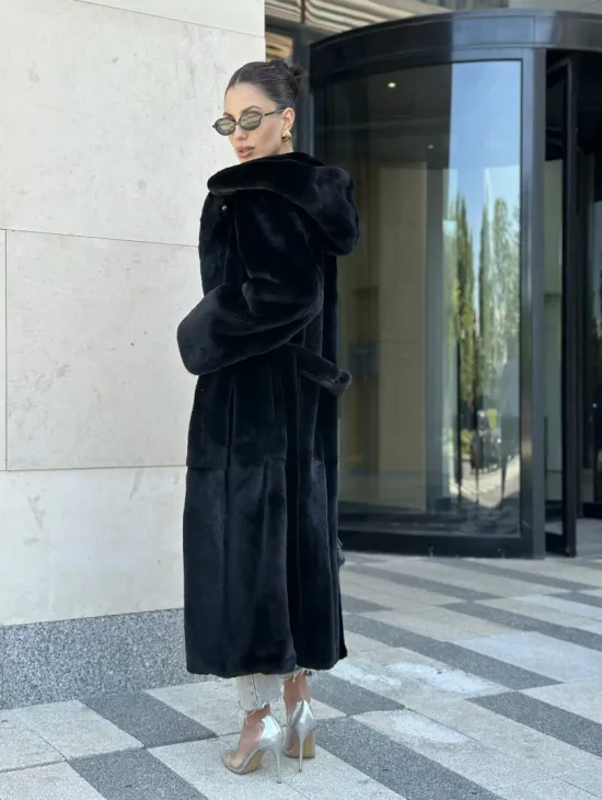 Шуба норка BLACKGLAMA с капюшоном