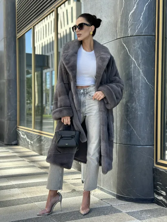 Норковая шуба в цвете сапфир