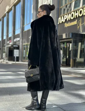 Шуба из аукционного меха норки SAGA FURS