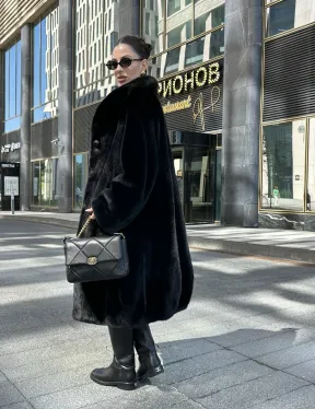 Шуба из аукционного меха норки SAGA FURS