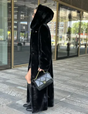 Удлиненная шуба из норки BLACKGLAMA с капюшоном