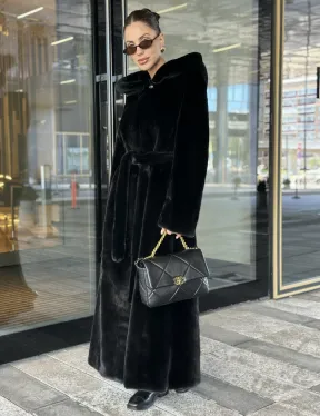 Удлиненная шуба из норки BLACKGLAMA с капюшоном