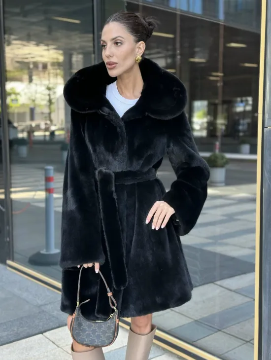 Шуба норковая с капюшоном, мех BLACKGLAMA