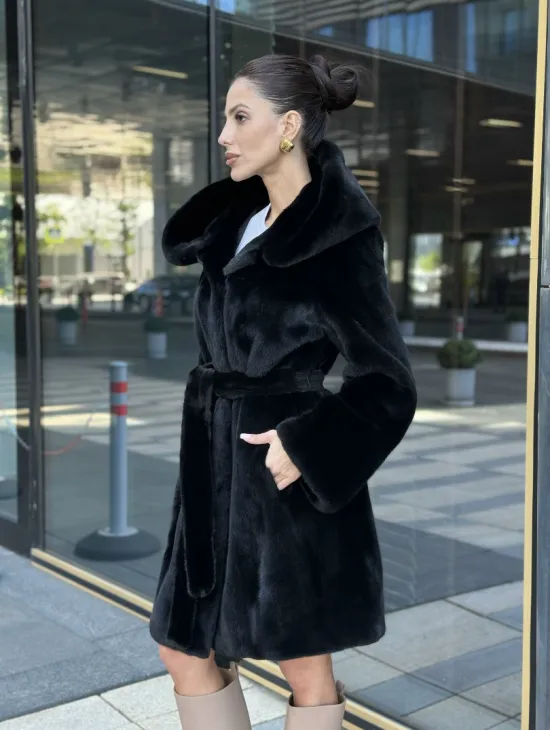 Шуба норковая с капюшоном, мех BLACKGLAMA