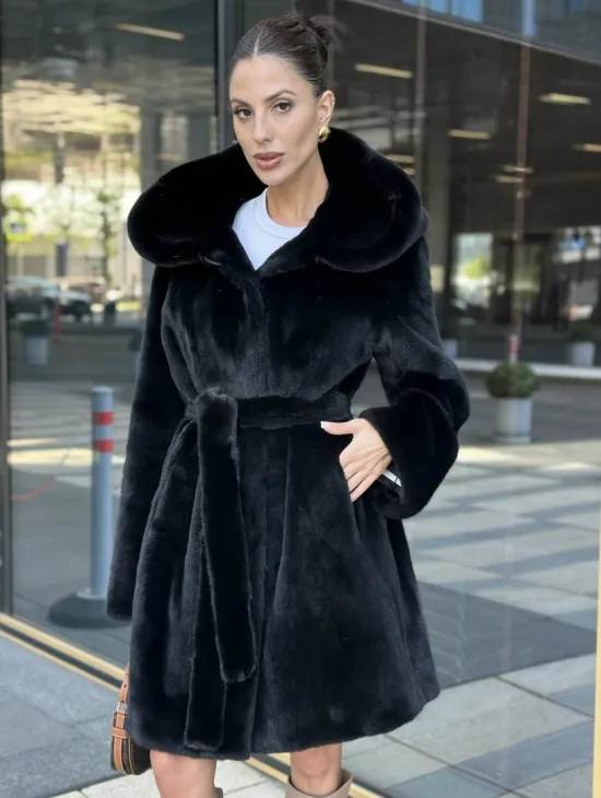 Шуба норковая с капюшоном, мех BLACKGLAMA