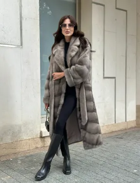 Шуба из норки  серого цвета - сапфир с английским воротником