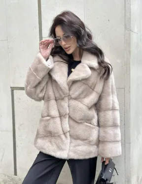 Шуба из меха норки английский воротник пудра