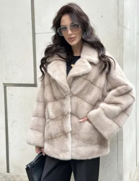 Шуба из меха норки английский воротник пудра