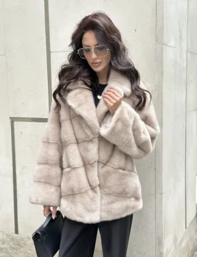 Шуба из меха норки английский воротник пудра