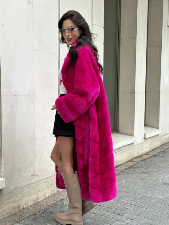 Фуксия шуба из меха аукционной норки