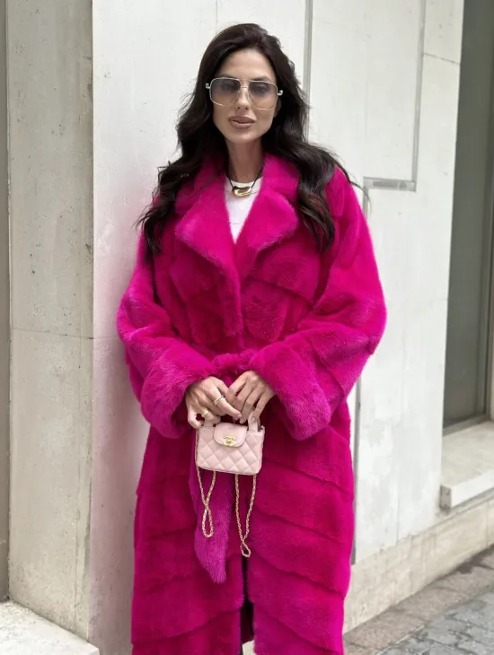 Фуксия шуба из меха аукционной норки