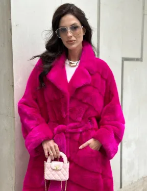 Фуксия шуба из меха аукционной норки