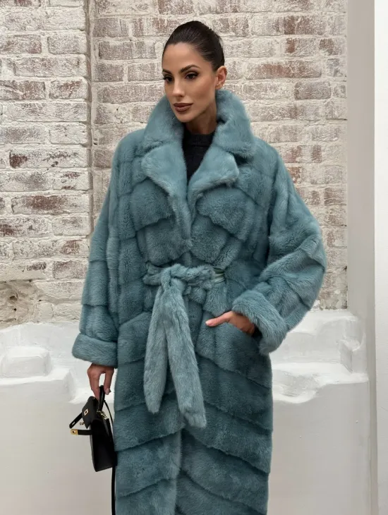 Норковая шуба в цвете TIFFANY