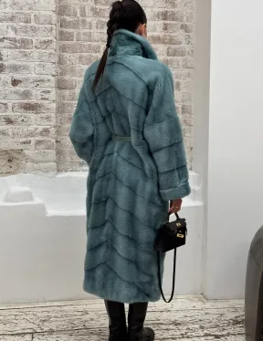 Норковая шуба в цвете TIFFANY