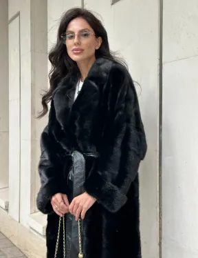 Черная шуба из норки английский воротник