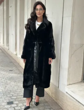 Черная шуба из норки английский воротник