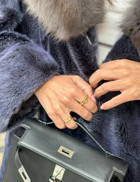 Длинная шуба из норки с капюшоном из куницы - цвет синий графит