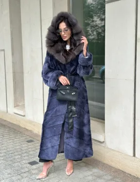 Длинная шуба из норки с капюшоном из куницы - цвет синий графит