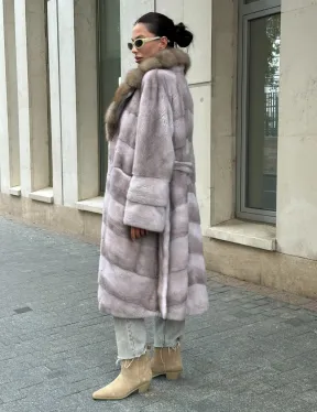 Шуба норковая с воротником из меха куницы - нюд