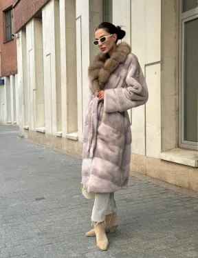 Шуба норковая с воротником из меха куницы - нюд