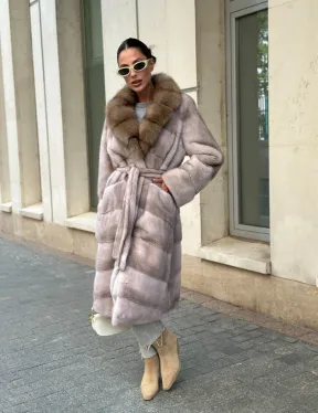 Шуба норковая с воротником из меха куницы - нюд