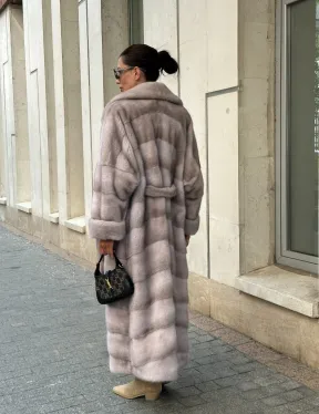 Шуба из импортной плюшевой норки английский воротник - нюд