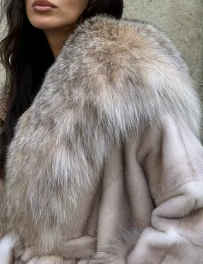 Плюшевая норковая шуба с капюшоном из меха канадской рыси - цвет натуральный нюд