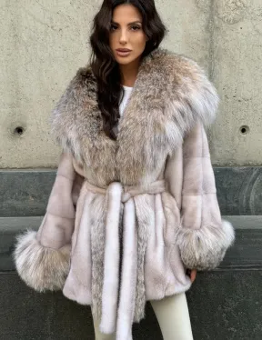 Плюшевая норковая шуба с капюшоном из меха канадской рыси - цвет натуральный нюд