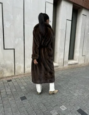 Женская винтажная шуба из аукционного меха норки Saga Furs