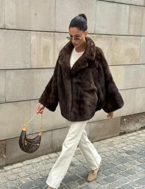 Короткая норковая шуба английский воротник роспуск