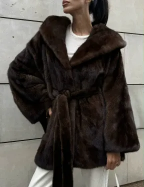 Шуба из скандинавской норки с капюшоном летучая мышь, роспуск орех