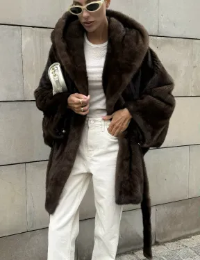 Шуба из скандинавской норки с капюшоном летучая мышь, роспуск орех