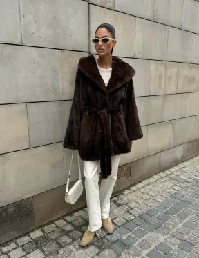 Шуба из скандинавской норки с капюшоном летучая мышь, роспуск орех