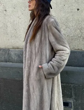 Шуба - пальто в винтажном стиле из скандинавской норки