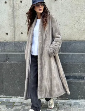 Шуба - пальто в винтажном стиле из скандинавской норки