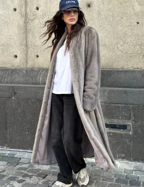 Шуба - пальто в винтажном стиле из скандинавской норки