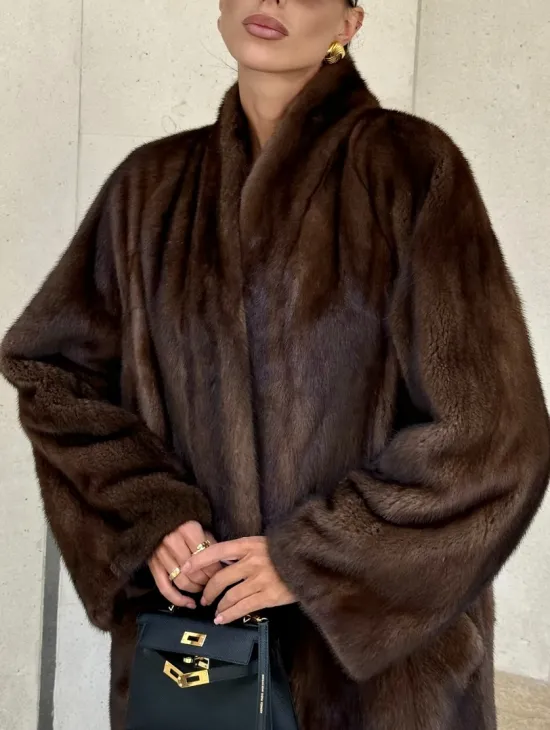 Шуба из PREMIUM норки SAGA FURS в винтажном стиле