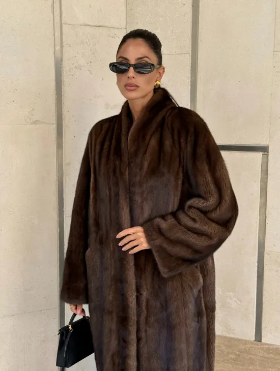 Шуба из PREMIUM норки SAGA FURS в винтажном стиле