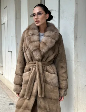 Шуба норковая с воротником из меха куницы в цвете пастель