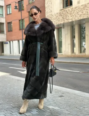 Шуба норковая с капюшоном из меха куницы - цвет темный хаки