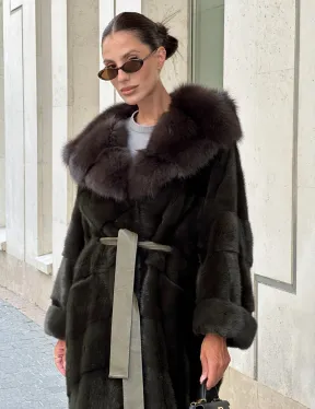 Шуба норковая с капюшоном из меха куницы - цвет темный хаки
