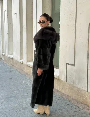 Шуба норковая с капюшоном из меха куницы - цвет темный хаки